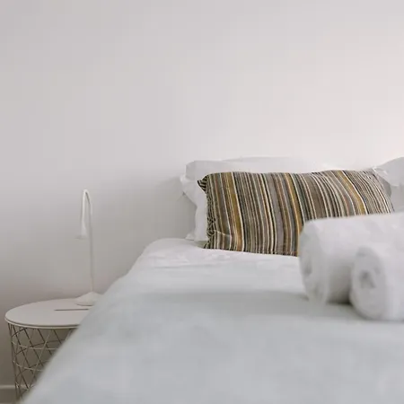 Huswell - New With Beautiful Sea View Apartment *