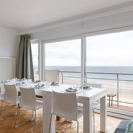 Huswell - New With Beautiful Sea View Apartment *